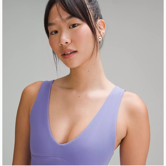 NWT lululemon Align™ V-Neck Bra, Light Support, C/D Cup, Dark Lavender Size 8 - Picture 3 of 5